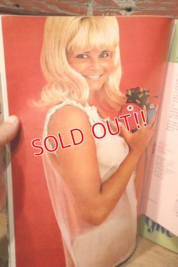 画像3: dp-230401-25 PLAYBOY Magazine / October 1968