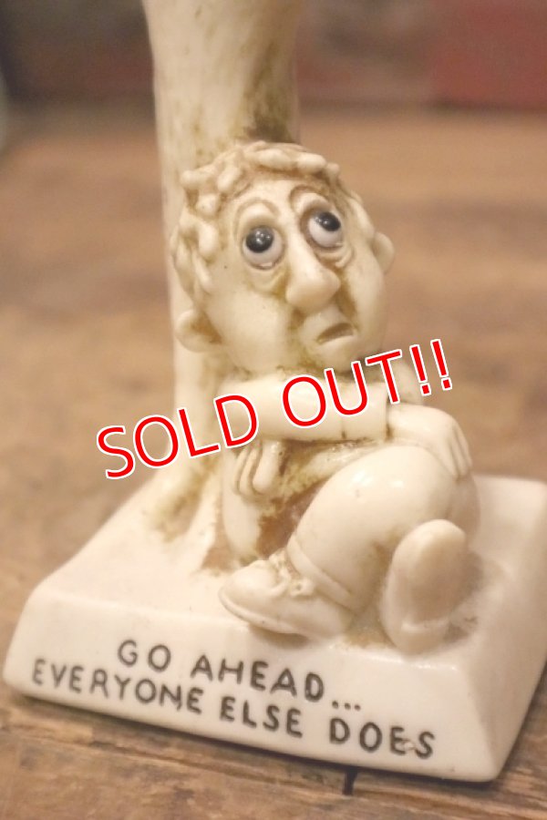 画像2: ct-220901-15 R & W BERRIES 1968 Message Doll "GO AHED... EVERYONE ELSE DOES"