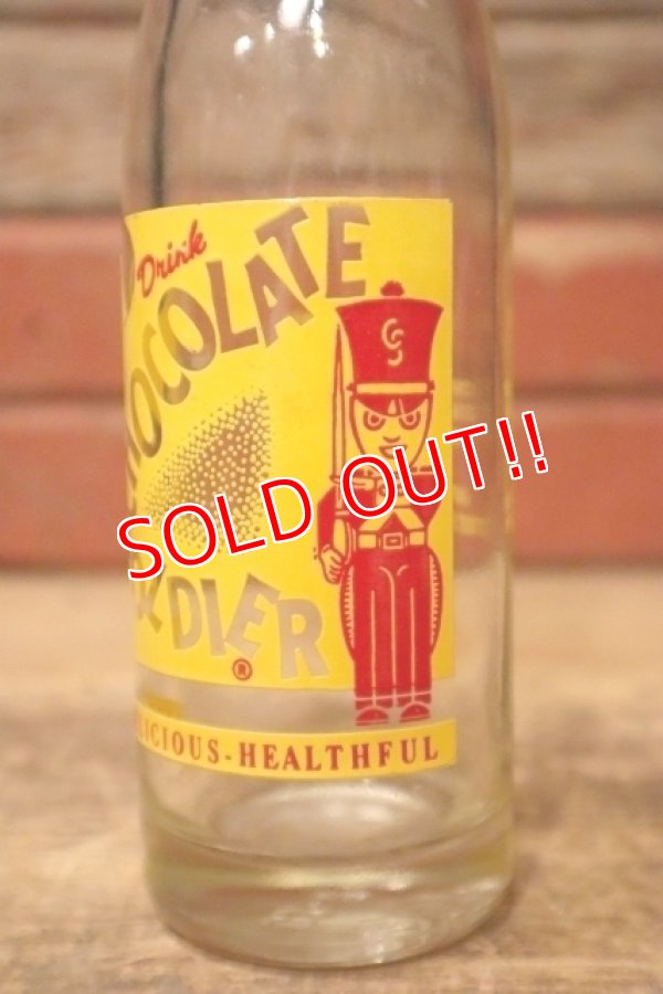 画像2: dp-240814-07 CHOCOLATE SOLDIER 1960's 7 FL. OZ. Bottle