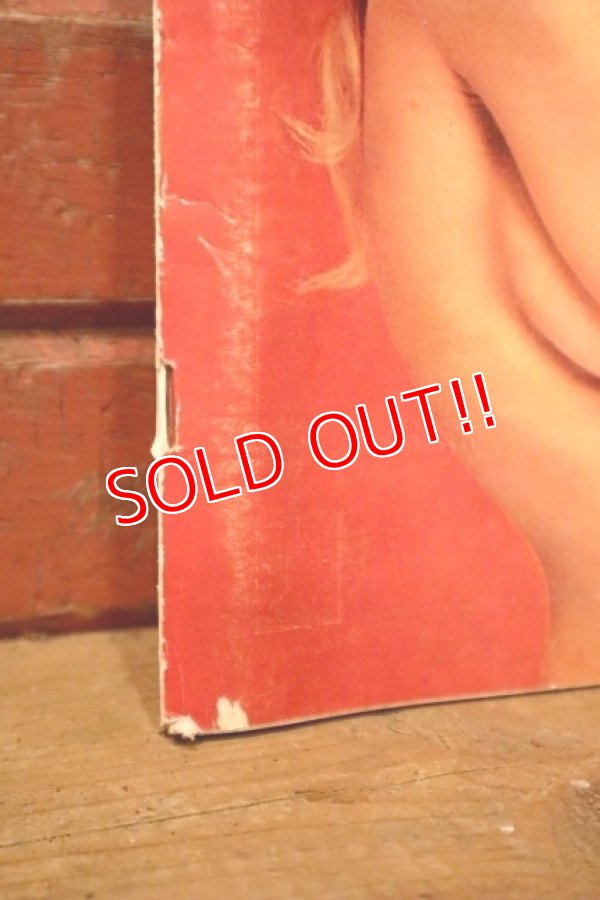 画像2: dp-230401-25 PLAYBOY Magazine / December 1970