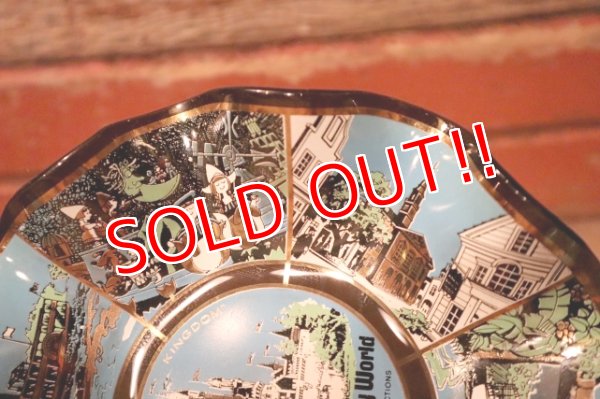 画像4: ct-240814-29 Walt Disney World / The Magic Kingdom 1970's Souvenir Glass Tray