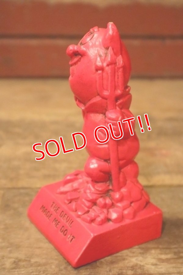 画像4: ct-241008-98 PAURA 1971 Red Devil Message Doll "THE DEVIL MADE ME DO IT"