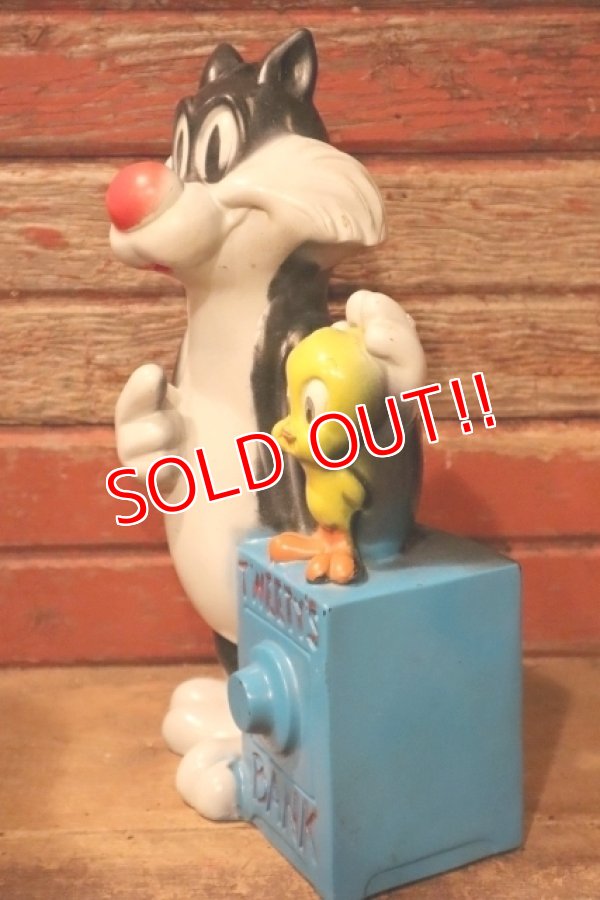 画像5: ct-241008-52 Sylvester & Tweety / 1972 Plastic Coin Bank