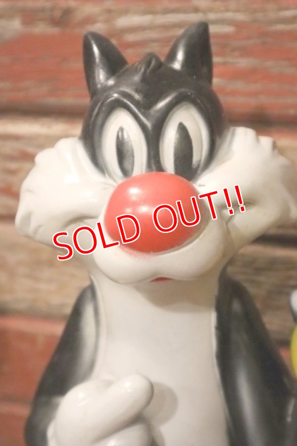 画像2: ct-241008-52 Sylvester & Tweety / 1972 Plastic Coin Bank