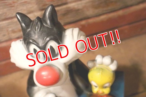 画像8: ct-241008-52 Sylvester & Tweety / 1972 Plastic Coin Bank