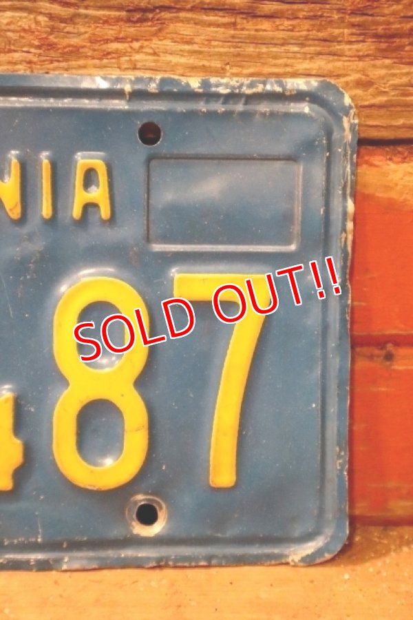 画像4: dp-241106-31 License Plate 1980's CALIFORNIA "1GZT487"