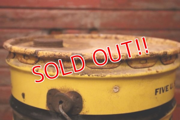 画像10: dp-240101-43 Cen-Pe-Co LUBRICANTS / 1970's-1980's 5 U.S.GALLONS Oil Can