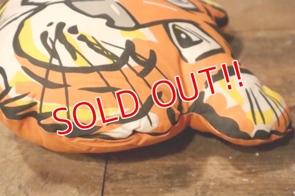 画像5: ct-241225-03 Esso / Tango Tiger 1960's Pillow Cushion