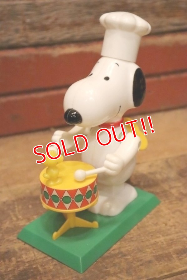 画像2: ct-240605-26 Snoopy / AVIVA 1970's Wind-Up Action Toy "Drummer" ※帽子パーツ違い