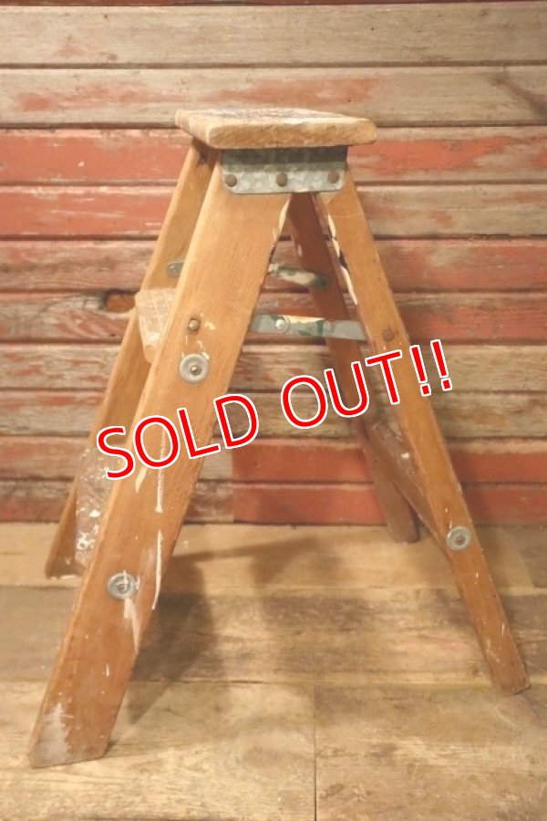画像4: dp-241106-01 Vintage Wood Step Ladder