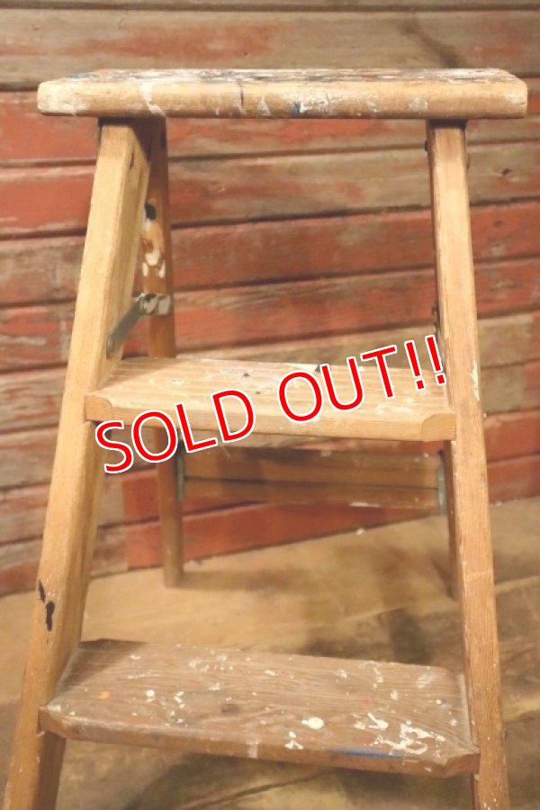 画像2: dp-241106-01 Vintage Wood Step Ladder