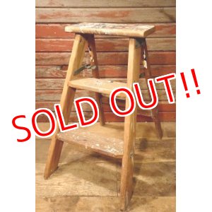画像: dp-241106-01 Vintage Wood Step Ladder