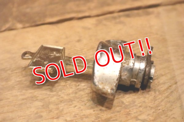 画像5: dp-221201-53 Mobil / 1940's-1950's Lock & Key