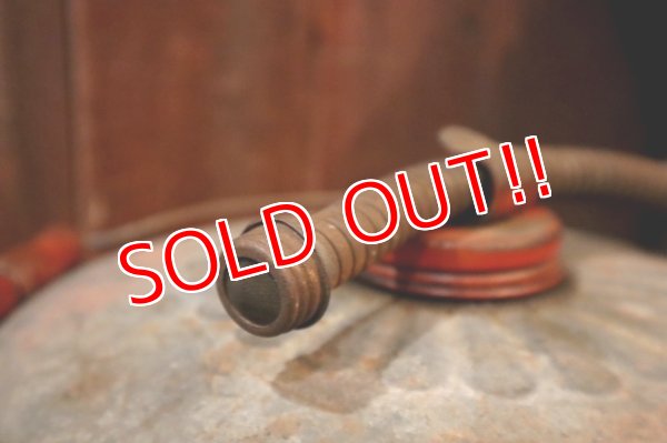 画像10: dp-240908-06 1950's-1960's GASOLINE CAN