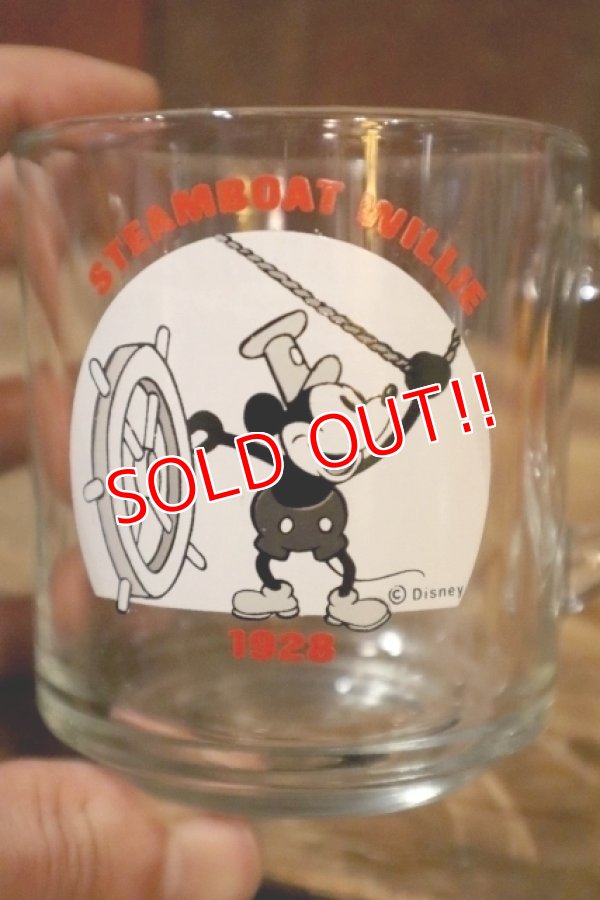 画像2: ct-250205-11 Mickey Mouse / Anchor Hocking 1970's Mug "STEAMBOAT WILLIE"