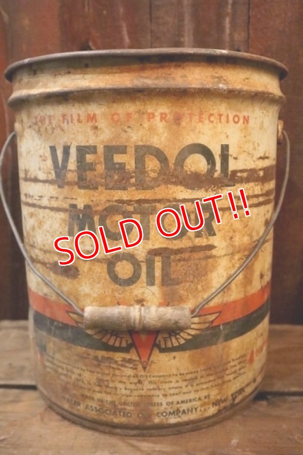 画像3: dp-250205-68 VEEDOL MOTOR OIL 1950's 5 U.S. GALLONS CAN
