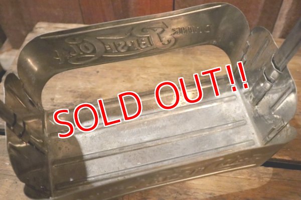 画像5: dp-250205-110 PEPSI:COLA 1940's Metal Bottle Carrier