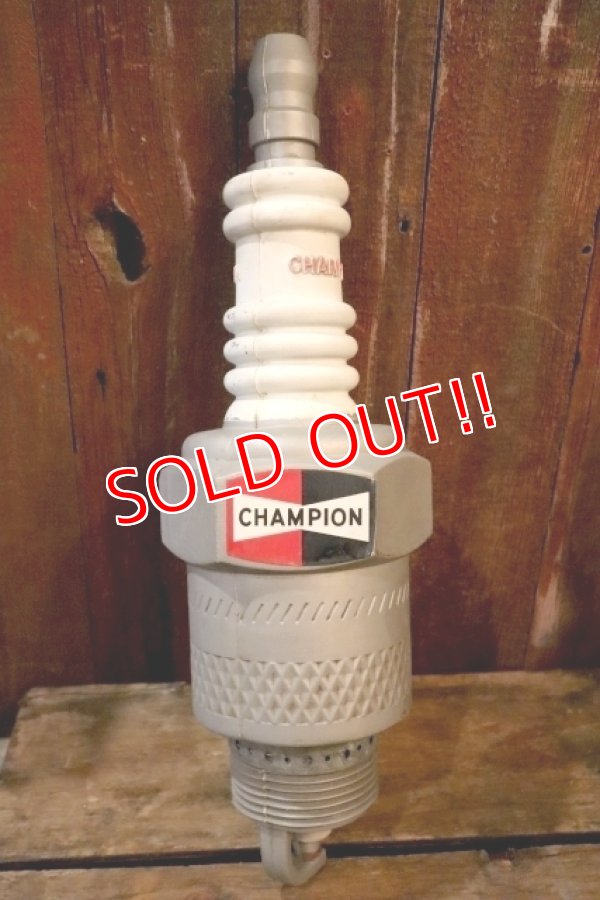 画像1: dp-250205-93 CHAMPION SPARK PLUGS 1960's PLASTIC DISPLAY