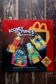 画像1: ct-250320-46 McDonald's / LOONEY TUNES 1993 HAPPY MEAL TOY Translite