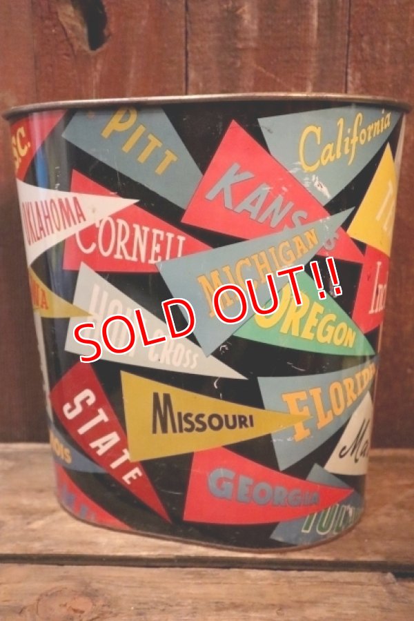 画像2: dp-250319-05 HARVELL 1950's-1960's College Pennant Trash Can