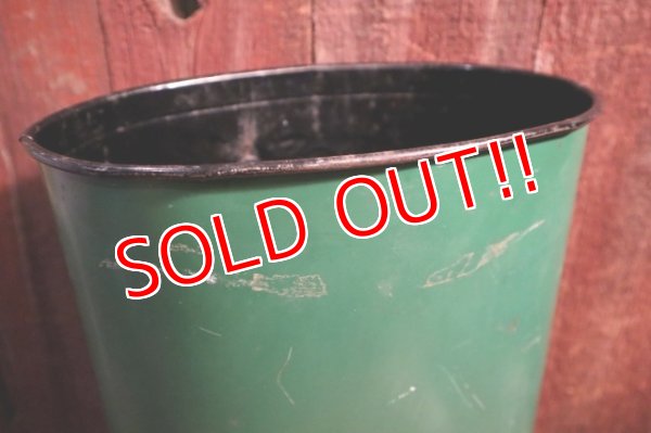 画像8: dp-250404-09 WEIBRO CORP 1970's Sports Themed Metal Trash Can 