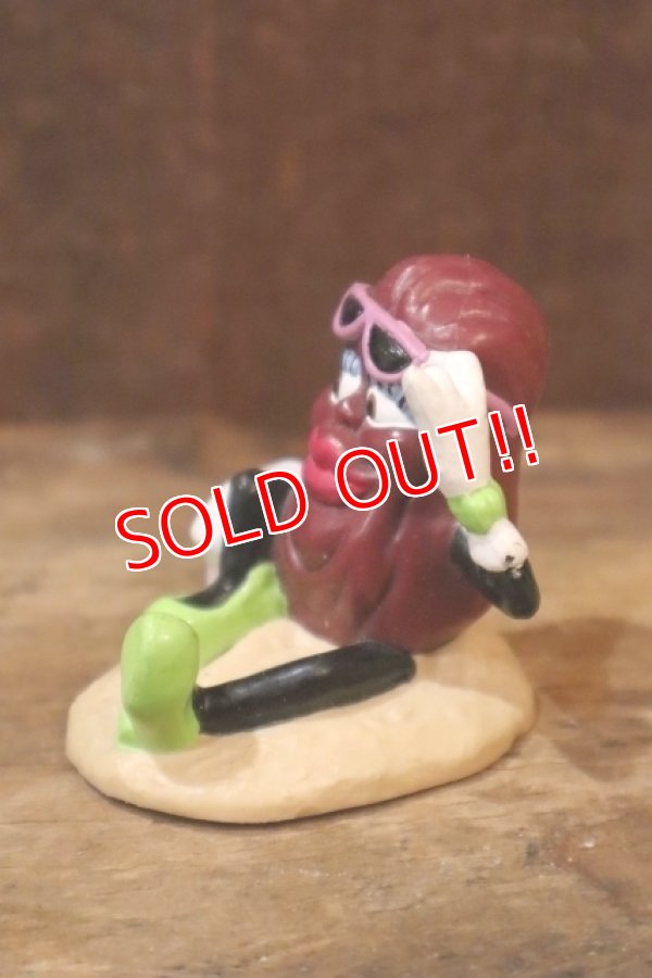 画像2: ct-250404-14 The California Raisins / 1988 PVC Figure "Girl with Sunglasses"