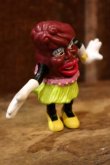 画像2: ct-250404-14 The California Raisins / 1989 PVC Figure "Girl With Grass Skirt"