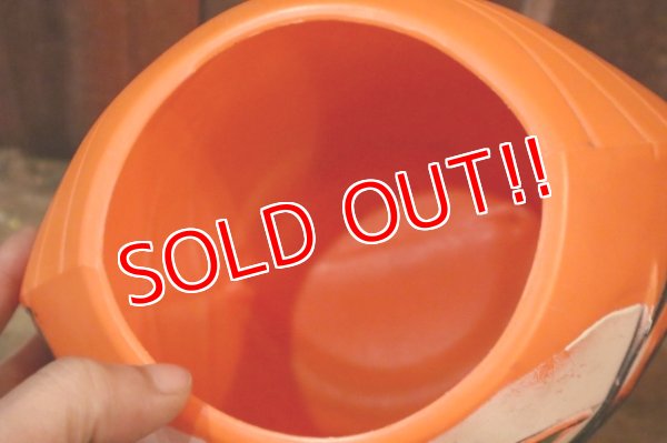 画像9: ct-250319-48 Kellogg's / Tony the Tiger 1960's Plastic Cookie jar