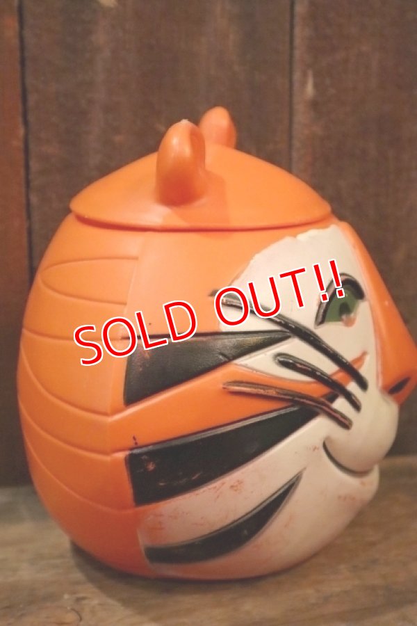 画像4: ct-250319-48 Kellogg's / Tony the Tiger 1960's Plastic Cookie jar