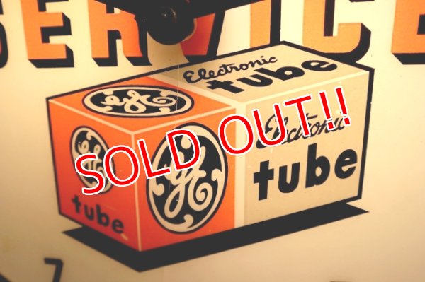 画像3: dp-250404-08 GENERAL ELECTRIC 1950's TV - RADIO SERVIVE Lighted Sign Clock