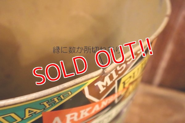 画像12: dp-250404-02 Decoware 1950's-1960's COLLEGE PENNANTS TIN BOX