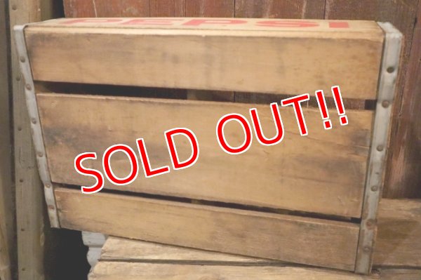 画像11: dp-250531-15 PEPSI / Vintage Wood Box