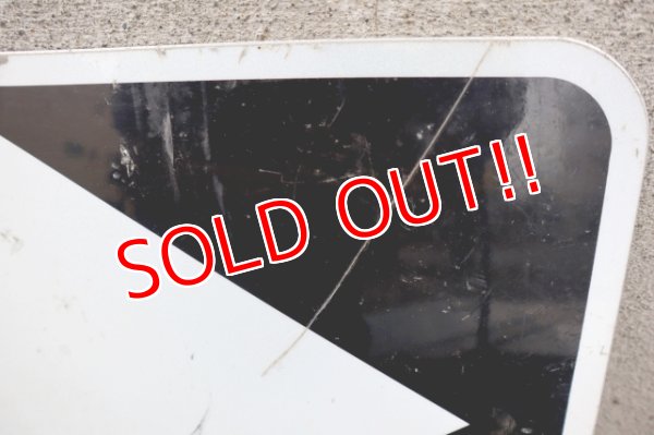 画像2: dp-250531-12 Road Sign "ONE WAY⇒"