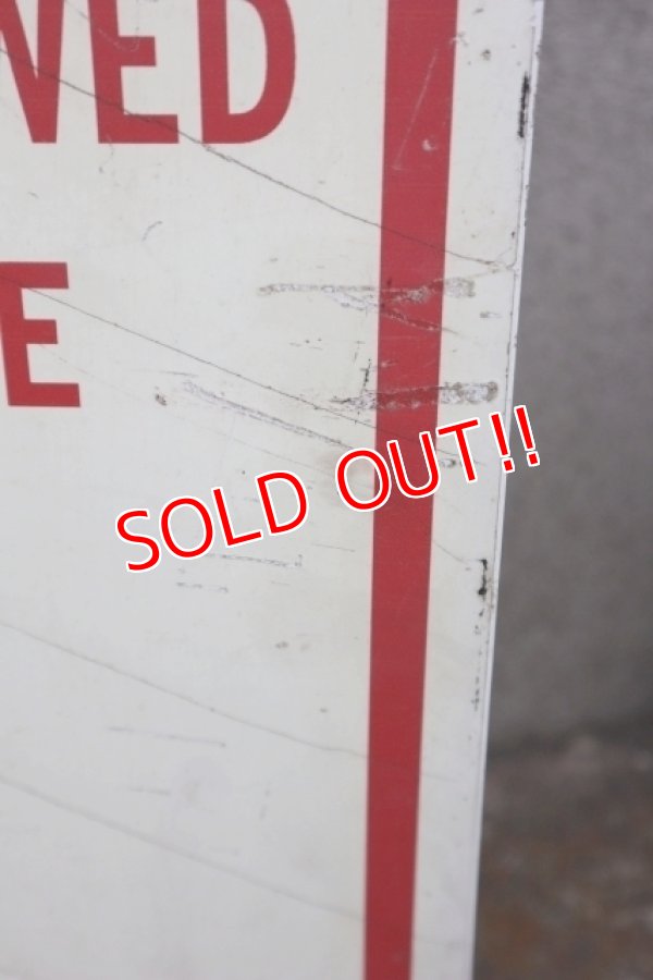 画像7: dp-250531-11 Road Sign "VISITOR PARKING ONLY"