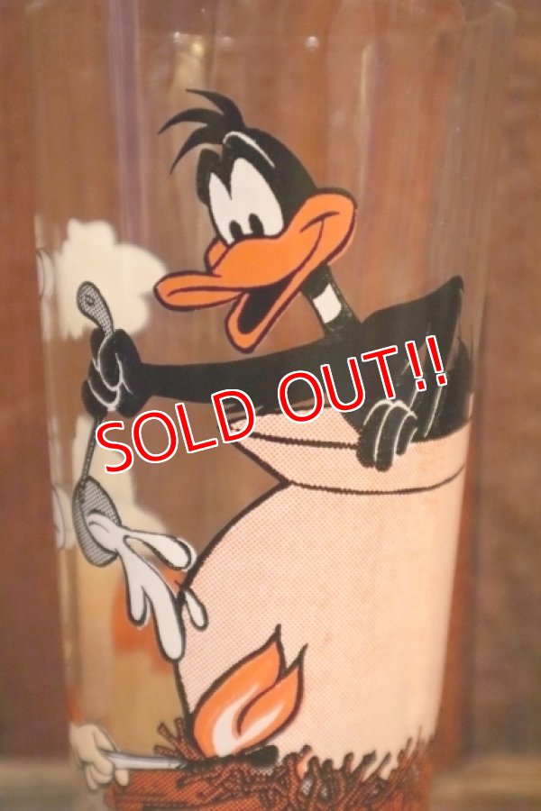 画像2: gt-250618-14 Daffy Duck & Porky Pig / PEPSI 1976 Collector Series Glass (B)