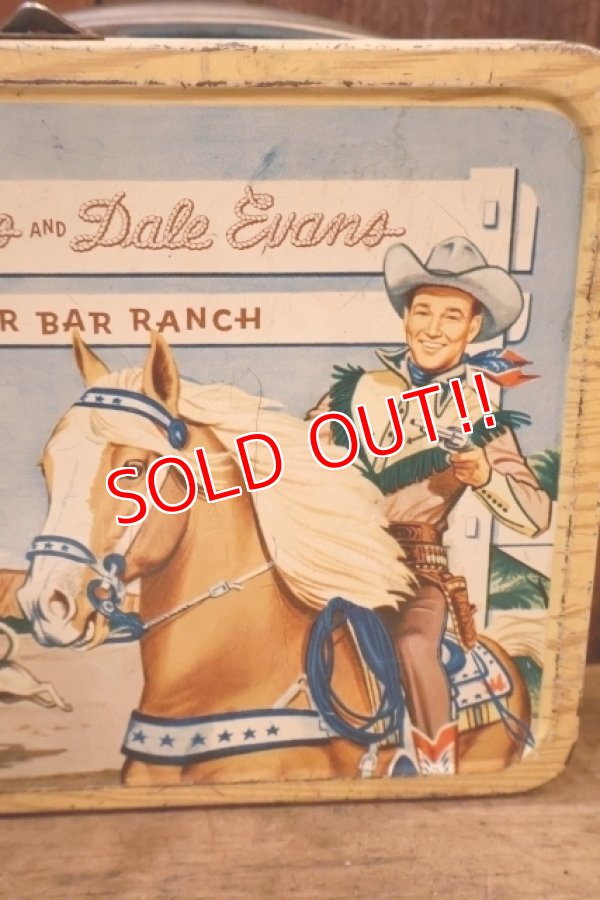 画像2: ct-250618-07 Roy Rogers and Dale Evans / American Thermos 1952 Metal Lunch Box