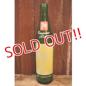 画像: dp-250701-18  7 Up / UCLA BRUINS 1975 NCAA CHAMPION BOTTLE