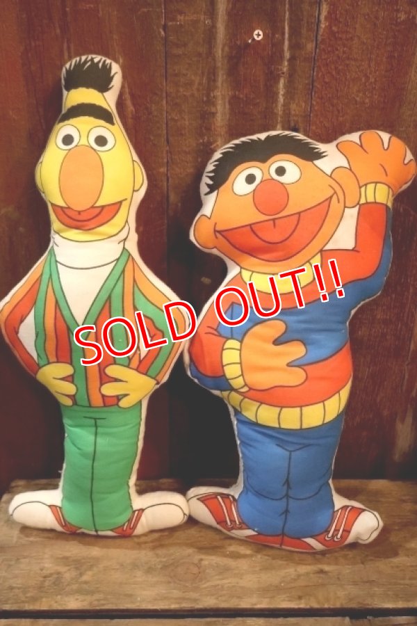 画像1: ct-250618-07 Bert & Ernie / 1980's Pillow Doll Set