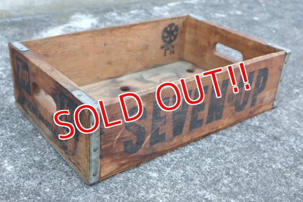 画像1: dp-250722-04 SEVEN UP 7 Up 1970's WOOD BOX