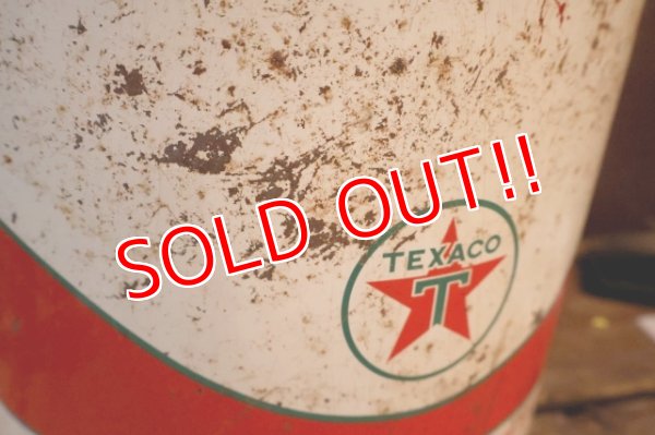 画像5: dp-250618-71 TEXACO 1960's 5 U.S. GALLONS OIL CAN