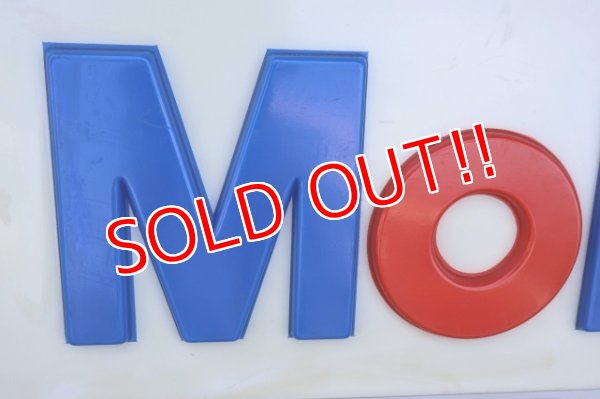 画像2: dp-250618-08 【※店頭ピックのみ】Mobil 1990's Embossed Gas Station Sign