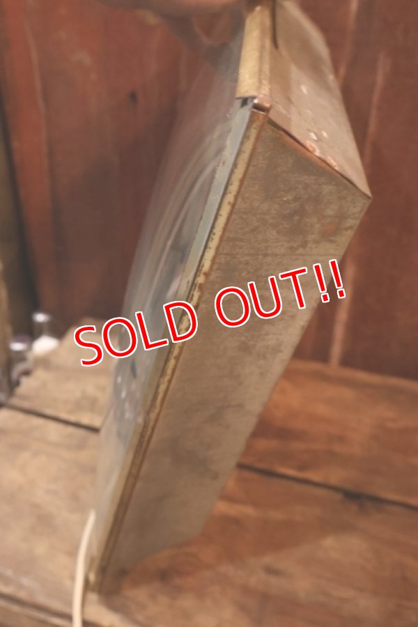 画像12: dp-250618-19 WOLF'S HEAD MOTOR OIL & LUBES 1960's PAM CLOCK