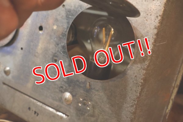 画像15: dp-250618-19 WOLF'S HEAD MOTOR OIL & LUBES 1960's PAM CLOCK