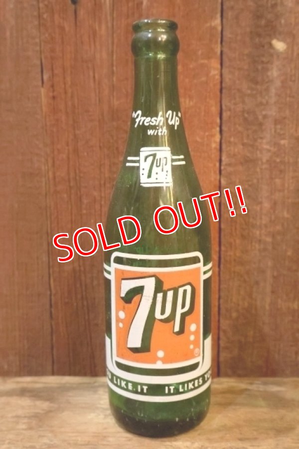 画像1: dp-250930-05 7 Up 1960's 12 FL. OZ. Bottle