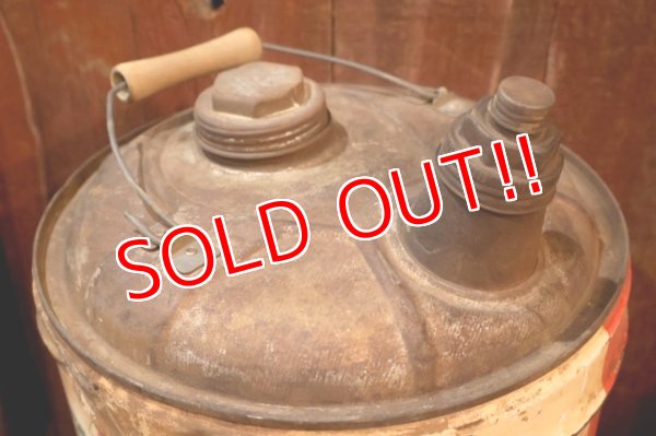 画像9: dp-251008-83 TEXACO 1950's  5 U.S. GALLONS MOTOR OIL CAN