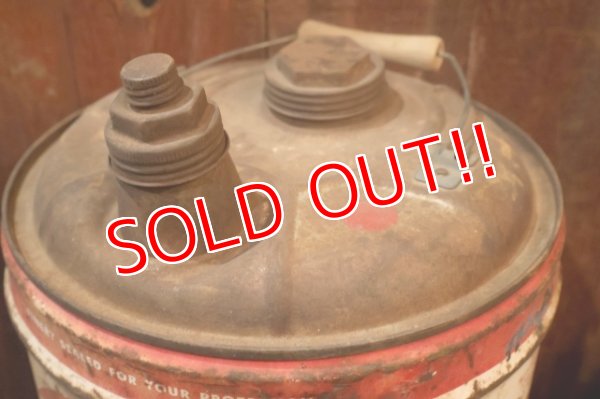 画像8: dp-251008-80 KENDALL 1950's  5 U.S. GALLONS MOTOR OIL CAN