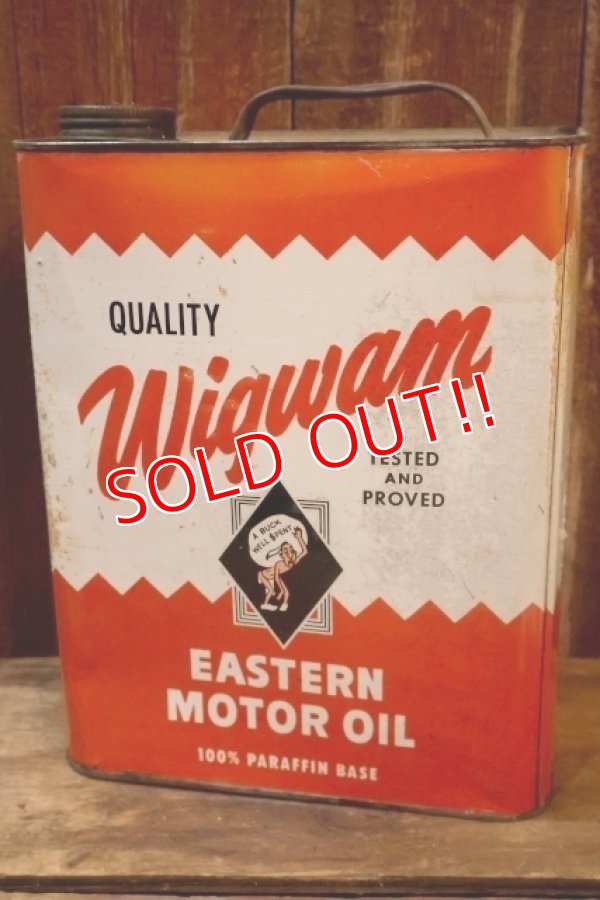 画像1: dp-251008-87 Wigwam EASTERN MOTOR OIL 2 U.S. GALLONS CAN