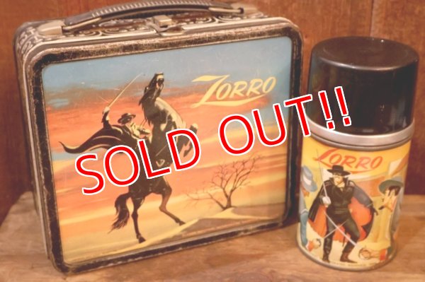 画像1: ct-251105-19 The Mask of Zorro / ALADDIN 1958 Metal Lunch Box w/ Bottle