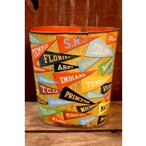 画像: dp-251201-03 CHEINCO 1950's College Pennant Trash Can