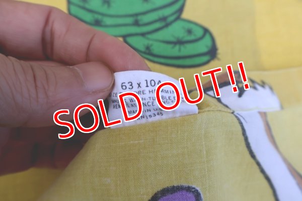 画像8: ct-251201-30 Road Runner & Wile E. Coyote / 1970's Flat Sheet (Twin Size)